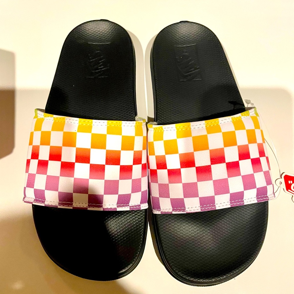 Women’s Van’s Slides Size 9